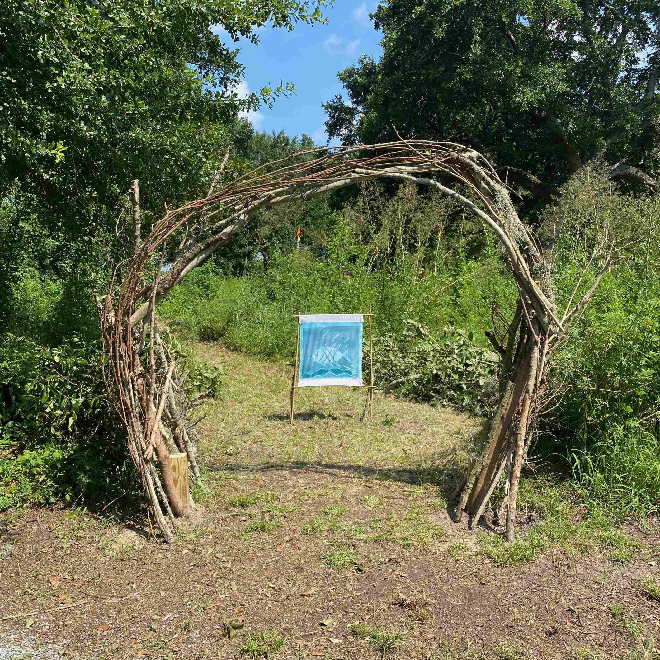 Ephemeral Art Invites Visitors to Explore a Park Sea-Portal-Reduced