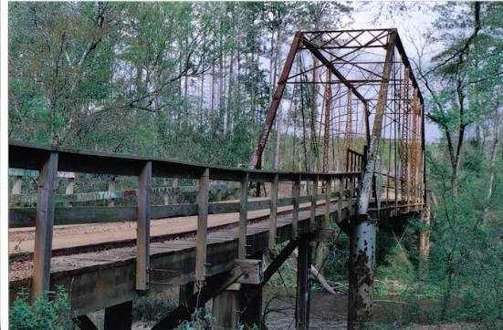 The Lantern Still Swings: The Legend of Stuckey’s Bridge